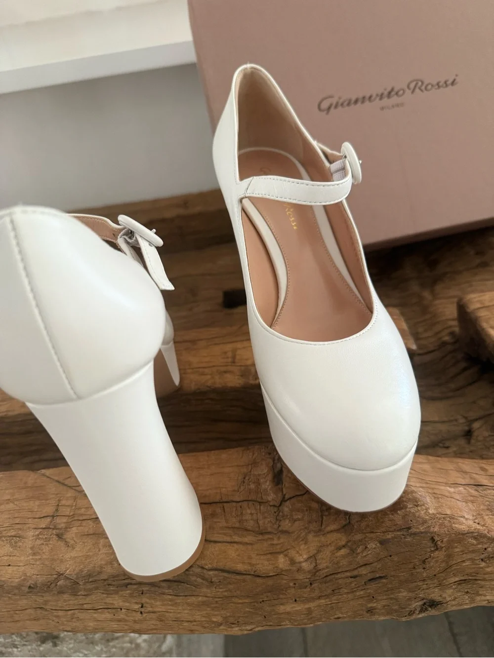 Gianvito Rossi classic white